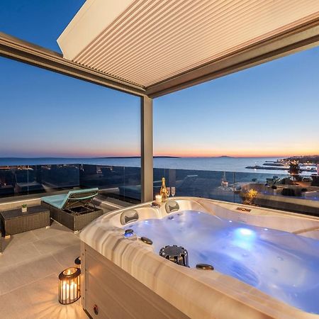 Mediteran Luxury Penthouse With Jacuzzi Mandre Exterior photo