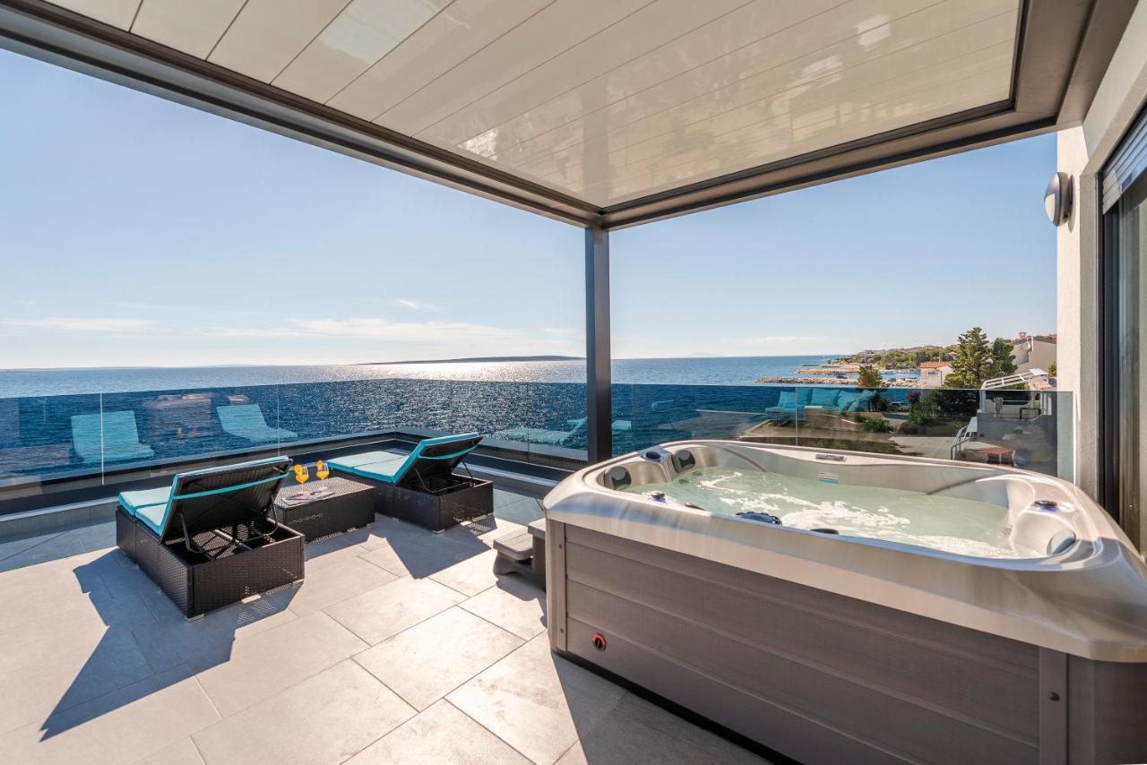 Mediteran Luxury Penthouse With Jacuzzi Mandre Exterior photo