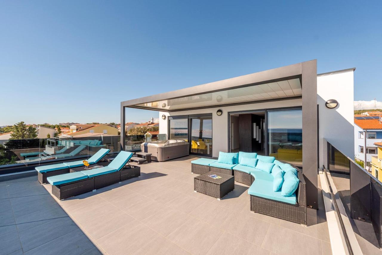 Mediteran Luxury Penthouse With Jacuzzi Mandre Exterior photo