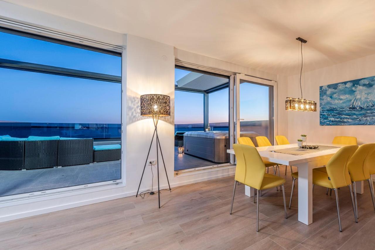 Mediteran Luxury Penthouse With Jacuzzi Mandre Exterior photo