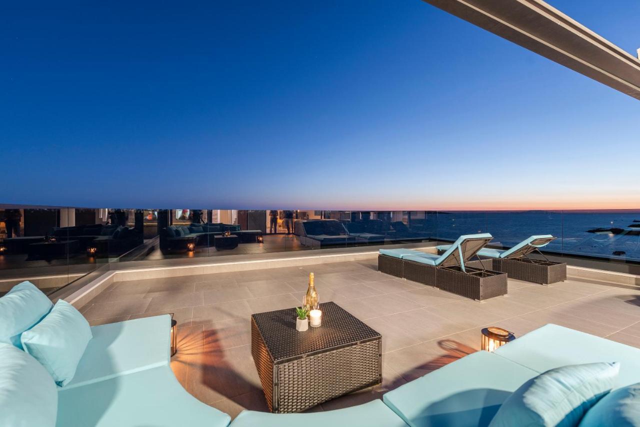 Mediteran Luxury Penthouse With Jacuzzi Mandre Exterior photo