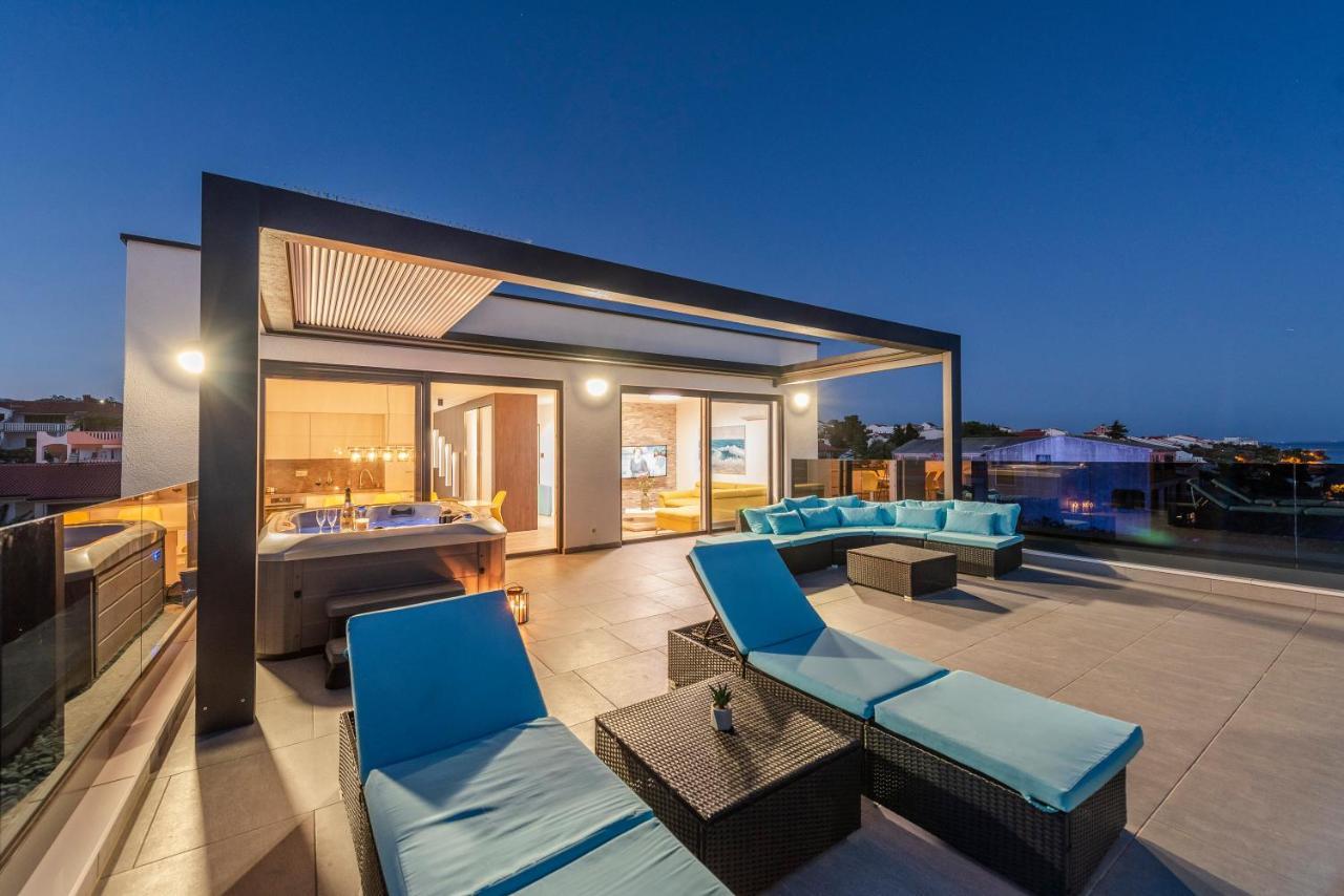 Mediteran Luxury Penthouse With Jacuzzi Mandre Exterior photo